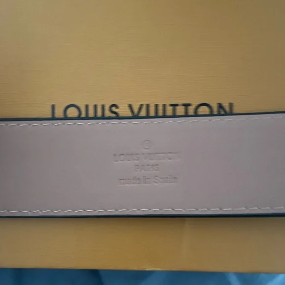 Black Checkered LV Belt - Picture 5 of 6